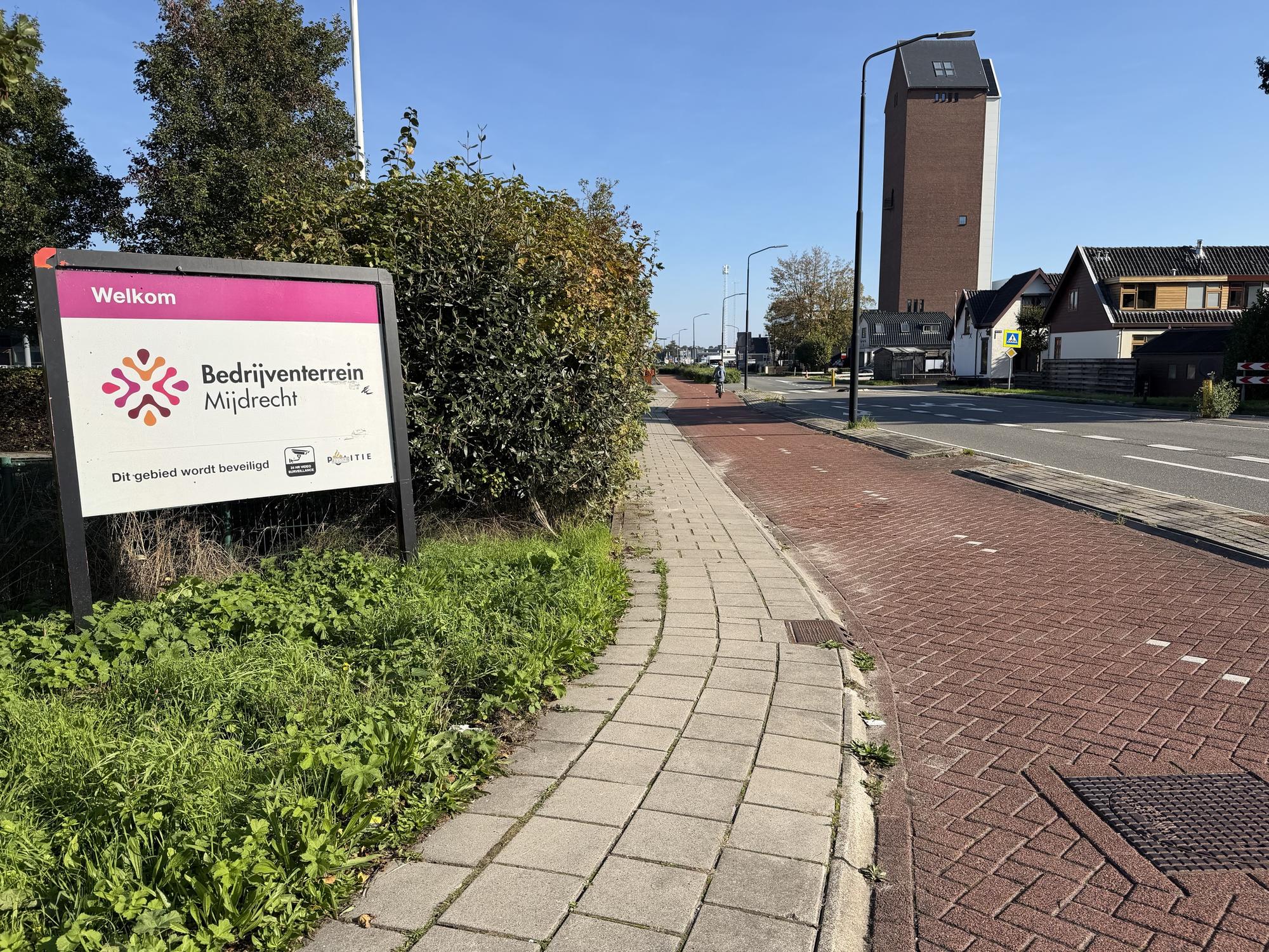 Verbetering verkeersveiligheid Industrieweg Mijdrecht begint vorm te krijgen!