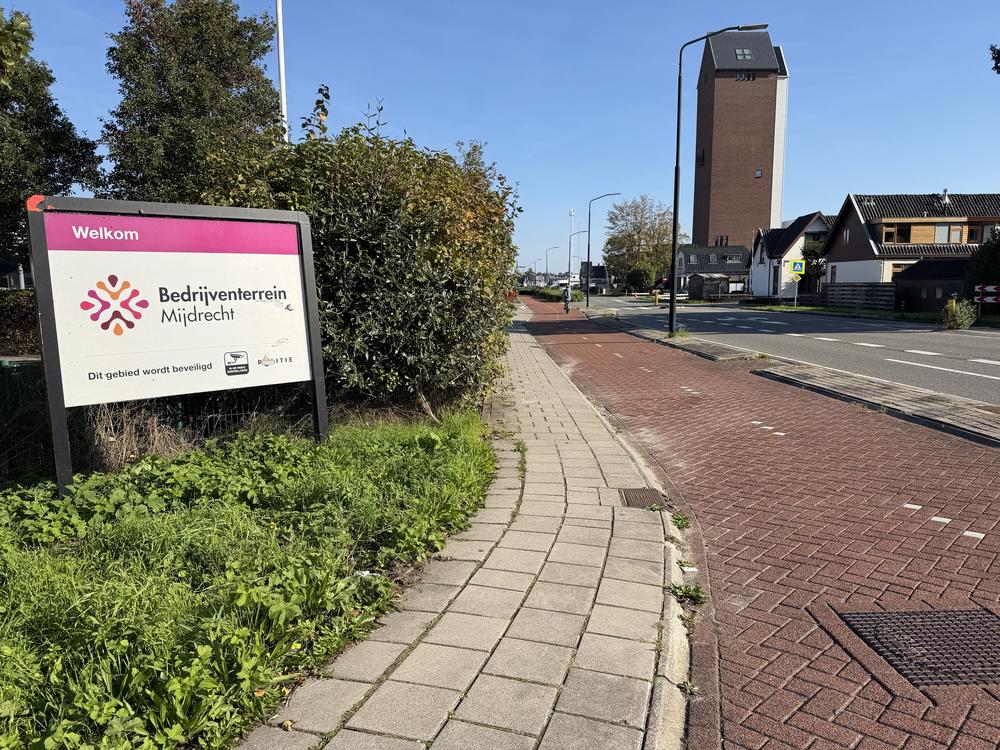 Verbetering verkeersveiligheid Industrieweg Mijdrecht begint vorm te krijgen!